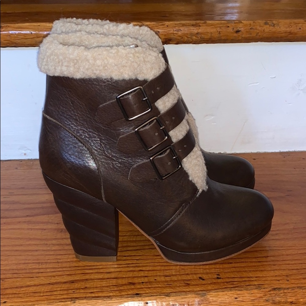 NEW See by Chloe brown bootie shearling trim
